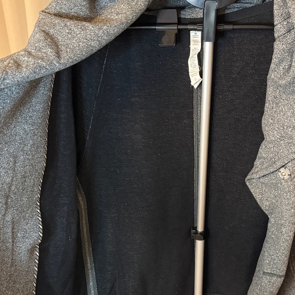 Lululemon Find Your Center Wrap 95% Cotton Hoodie Jacket Snap Front Grey Size 8 - Picture 8 of 9